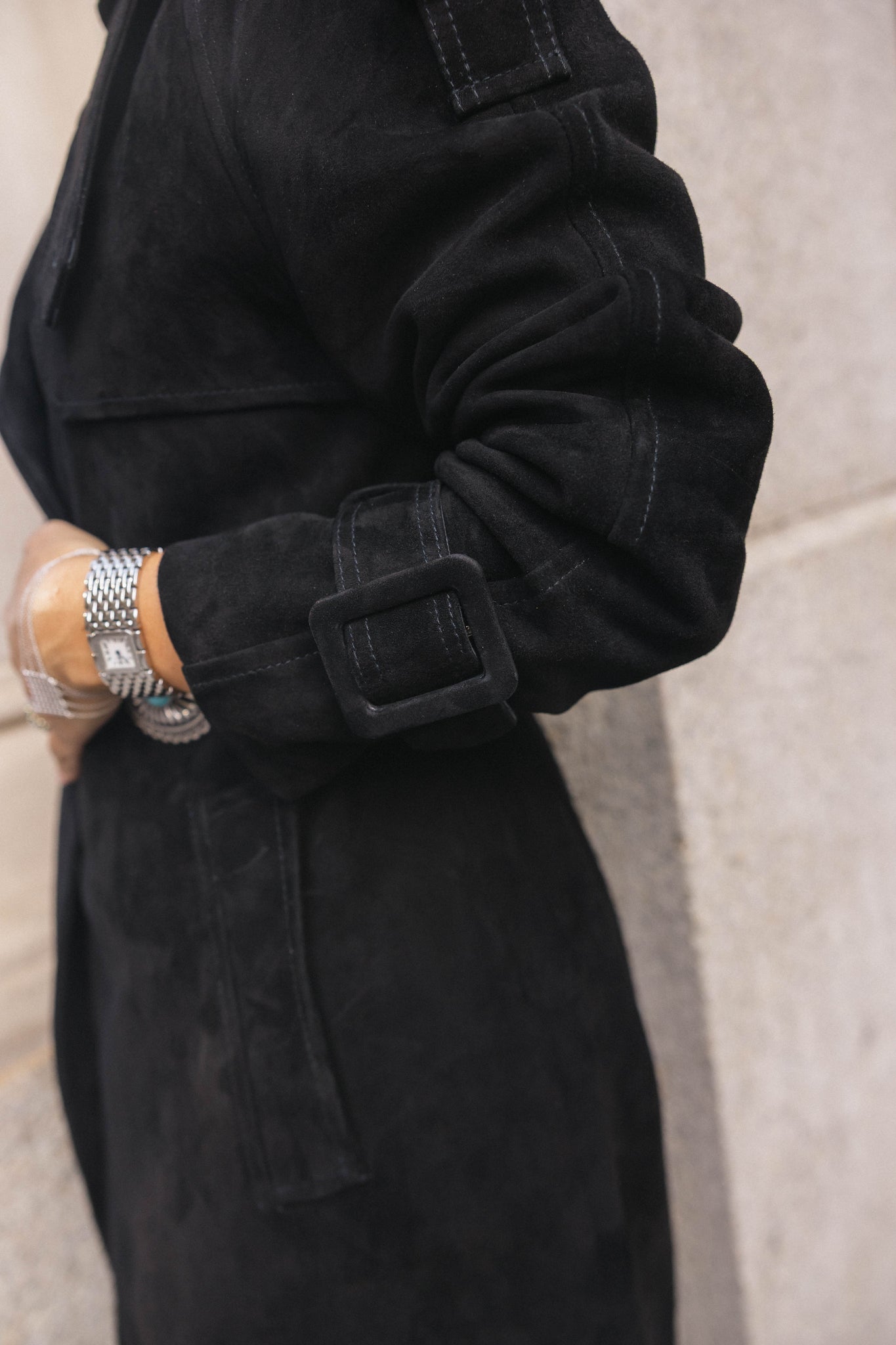ASH SUEDE COAT | BONSAI BLACK