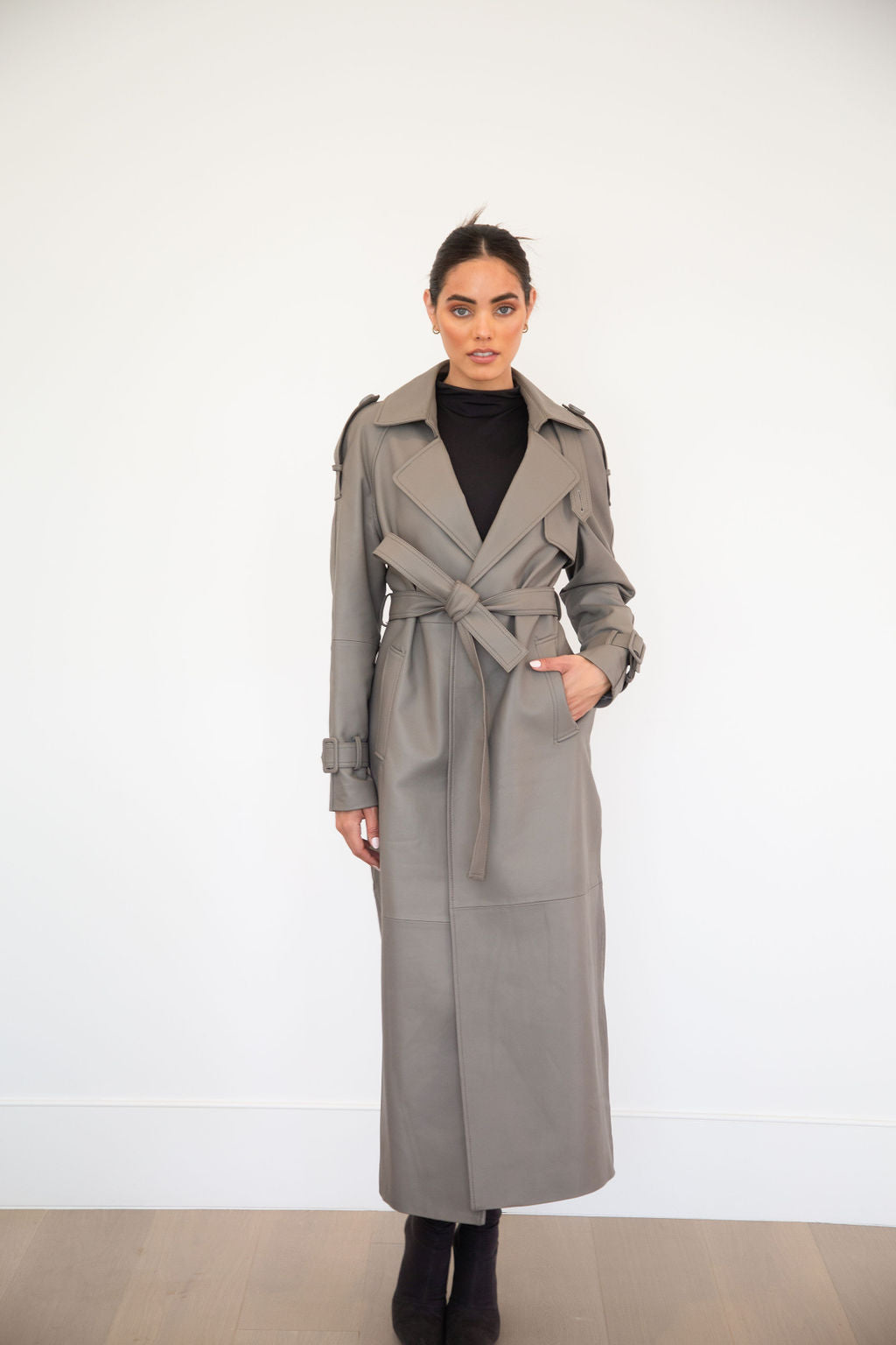 ASH LEATHER COAT | SMOKE GREY