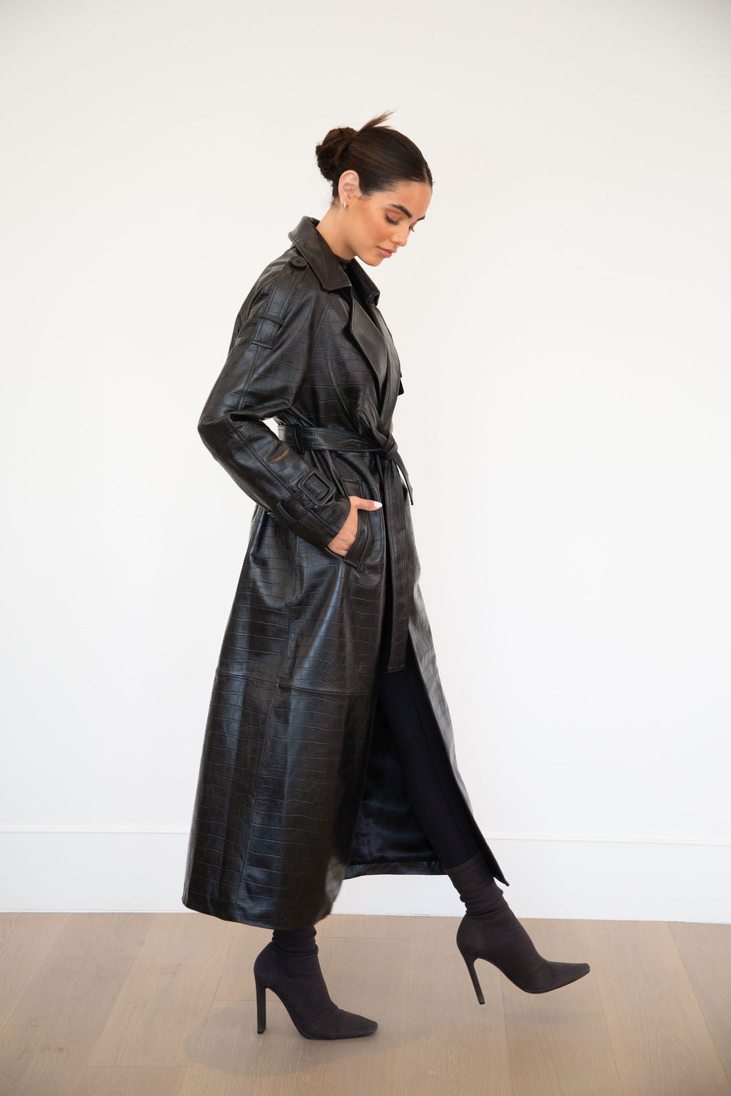 ASH LEATHER CROC COAT | CHARCOAL BLACK